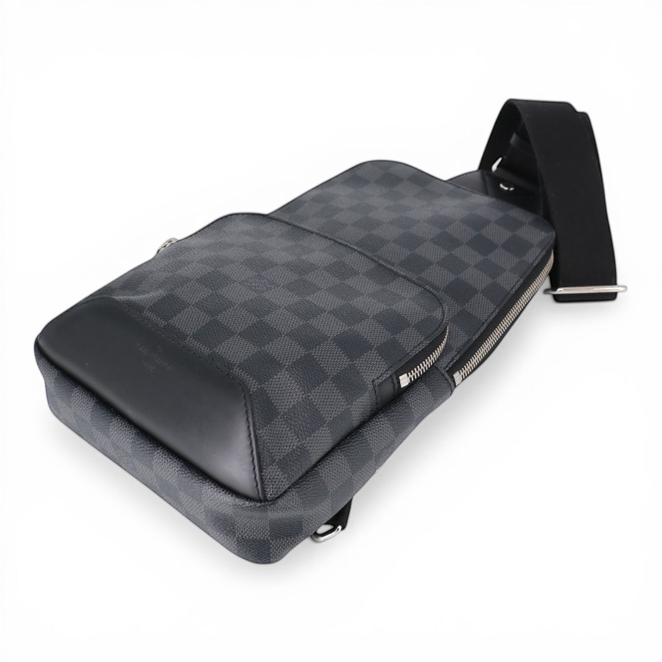 Louis Vuitton Borse: Louis Vuitton Avenue Sling Damier graphite – Usato da Binningen venduto da Designerlabels 5