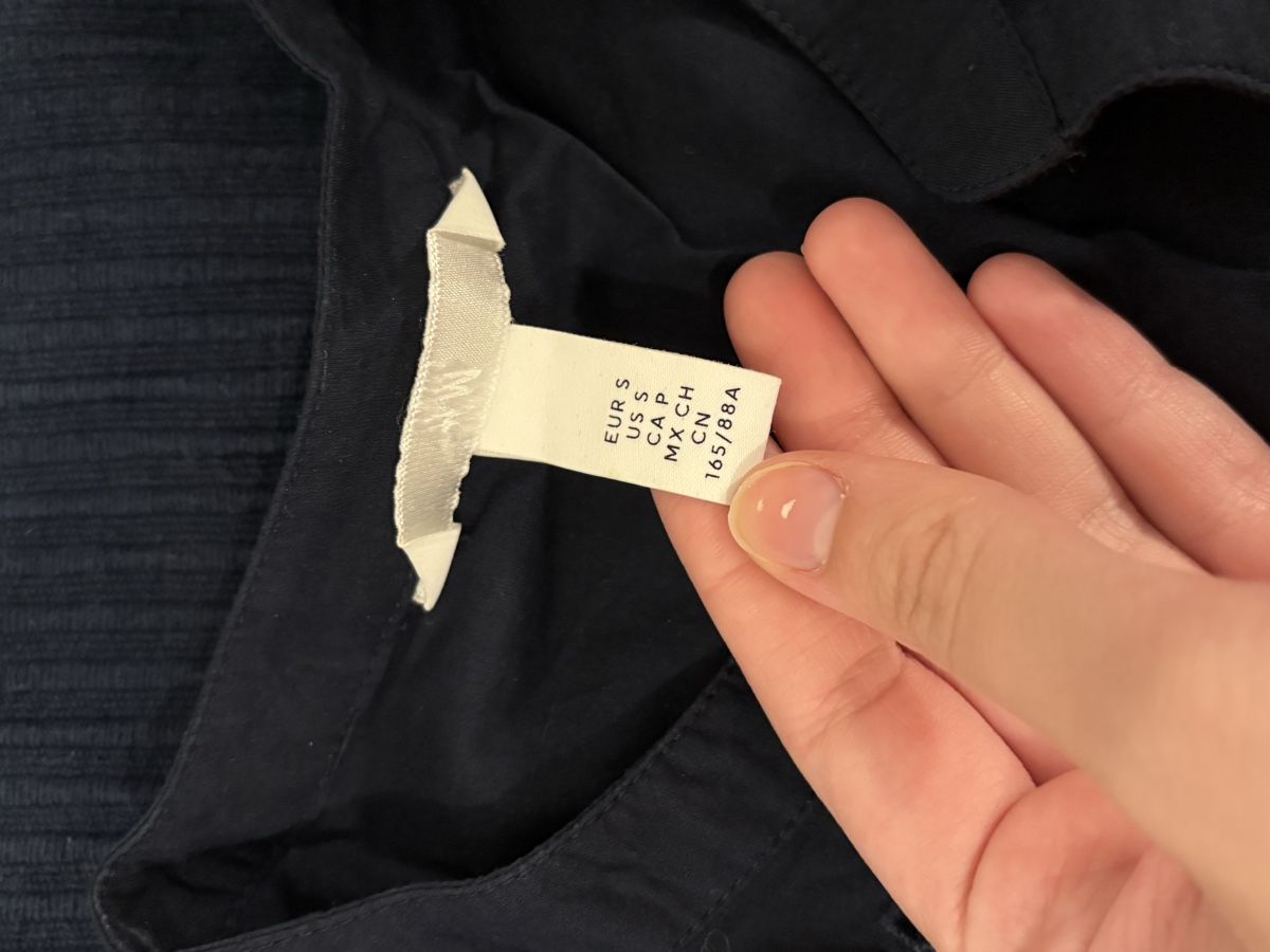 Camicette: dunkel blau Bluse von H&M, Grösse S – Nuovo (secondo la descrizione) da Forch venduto da Lalala3626 1