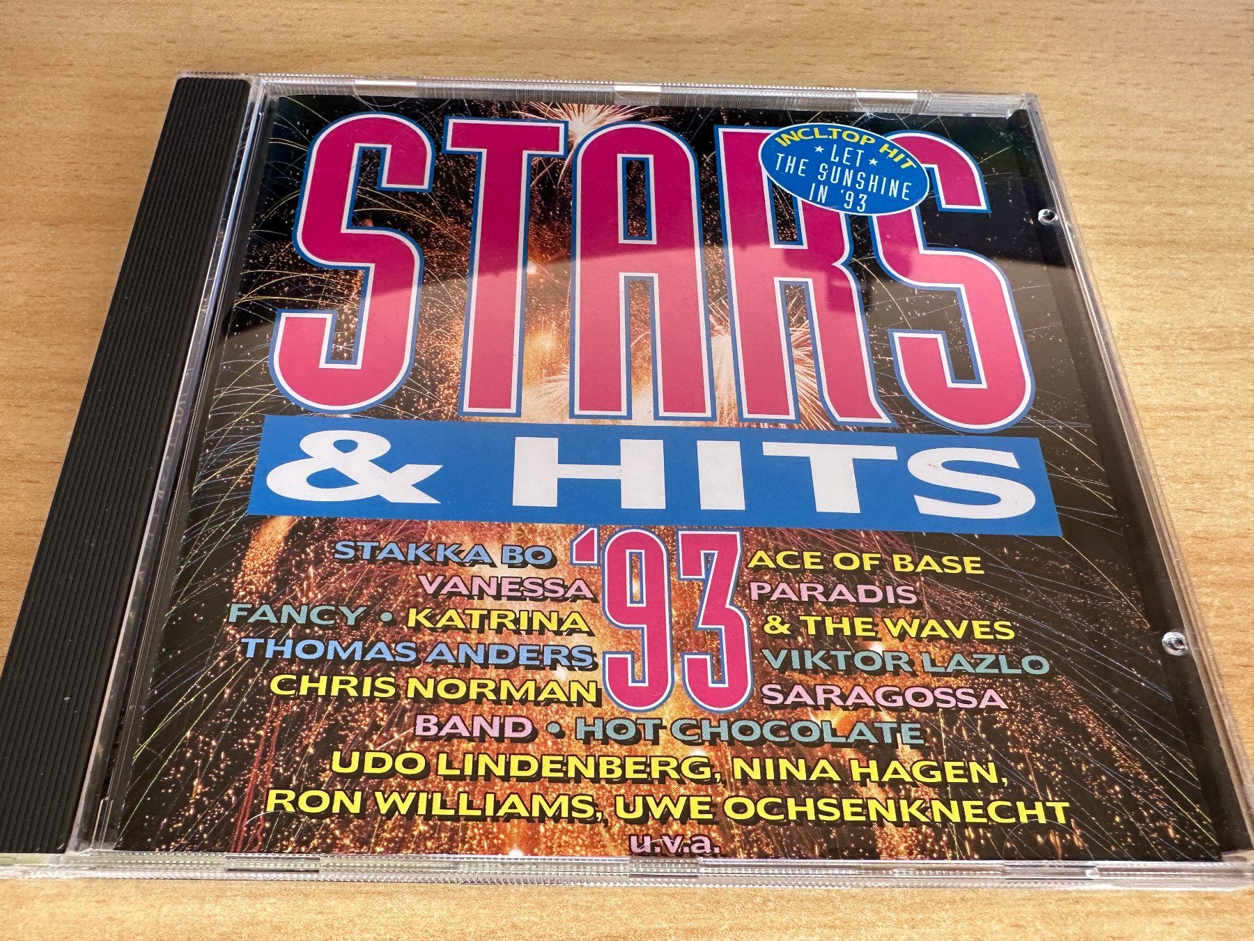 CD: Various – Stars & Hits '93 – Usato da Rikon im Tösstal venduto da Alpenmutz