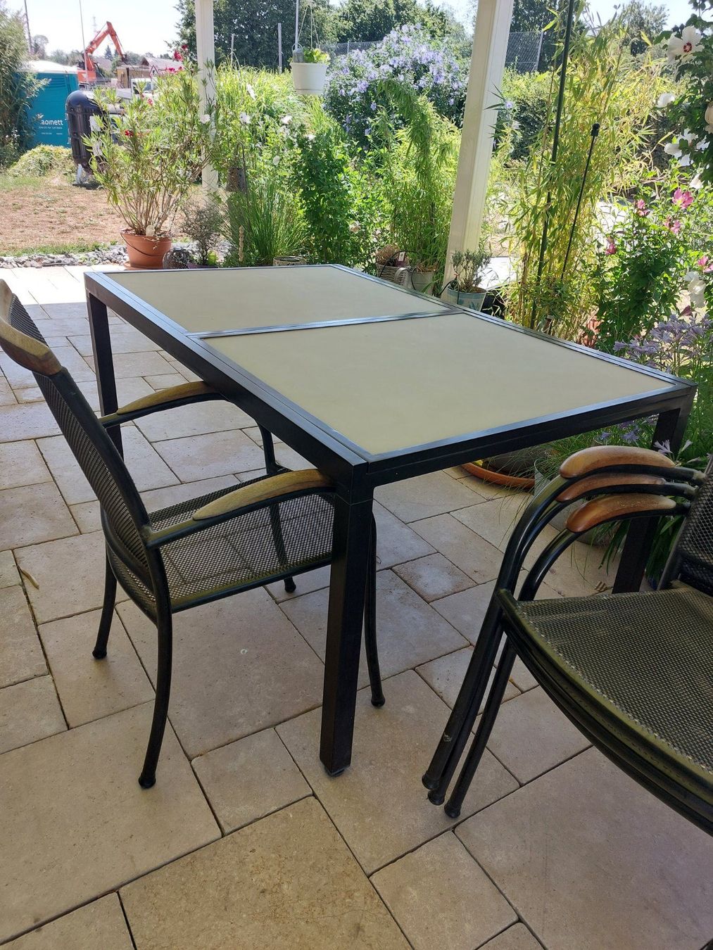 Livique Set de table et chaises: Glasgartentisch auszeihbar mit passenden Stühlen – D'occasion à Derendingen par crissy74 1