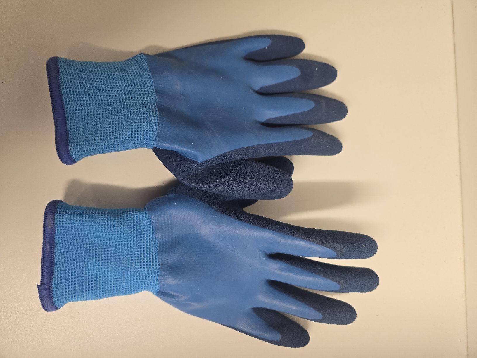 Guanti & manicotti: Winter Arbeits Handschuhe, wasserdicht neu Gröss M – Nuovo e nell'imballaggio originale da Tuggen venduto da Zweitechanceboutique 2