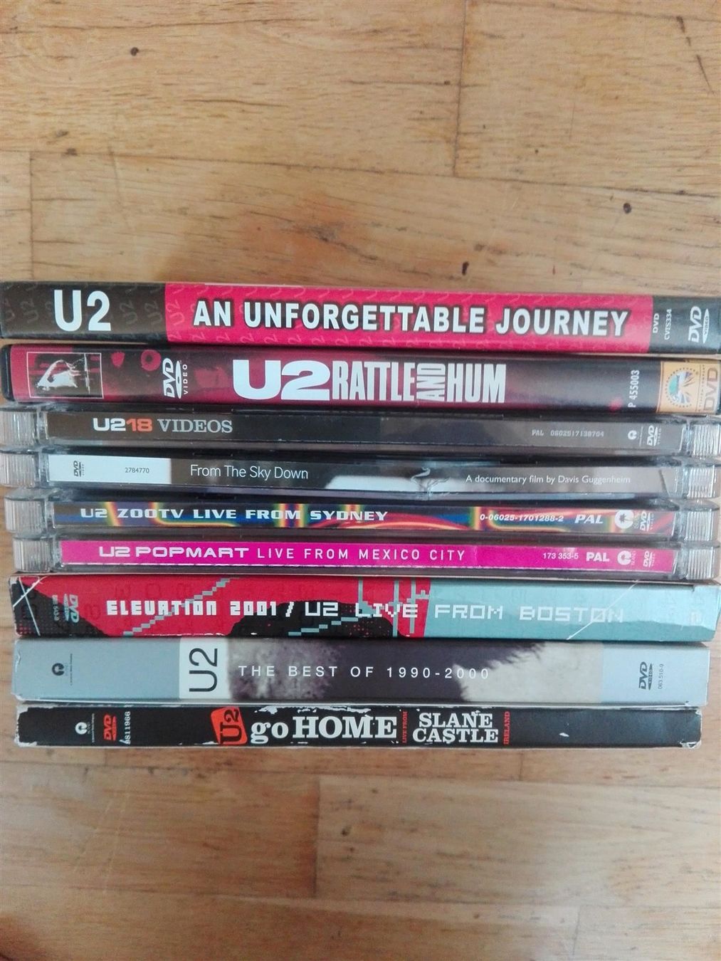 Tutti i DVDs: 9x (U2)  - DVD's (Packet) – Usato da St.Galllen venduto da elkaphone 9