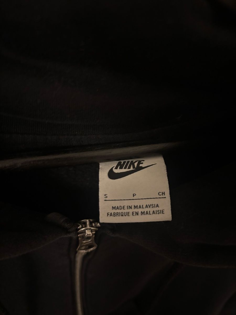 Nike Maglioni & Felpe: Nike Zip Hoodie schwarz – Nuovo (secondo la descrizione) da Zürich venduto da sop_tq8x 2
