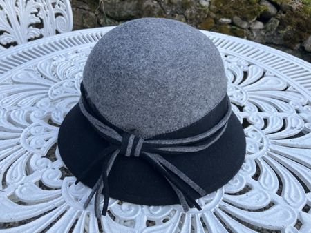 Warmer Winter Wollhut, Filzhut mit Schleife, Top Zustand!