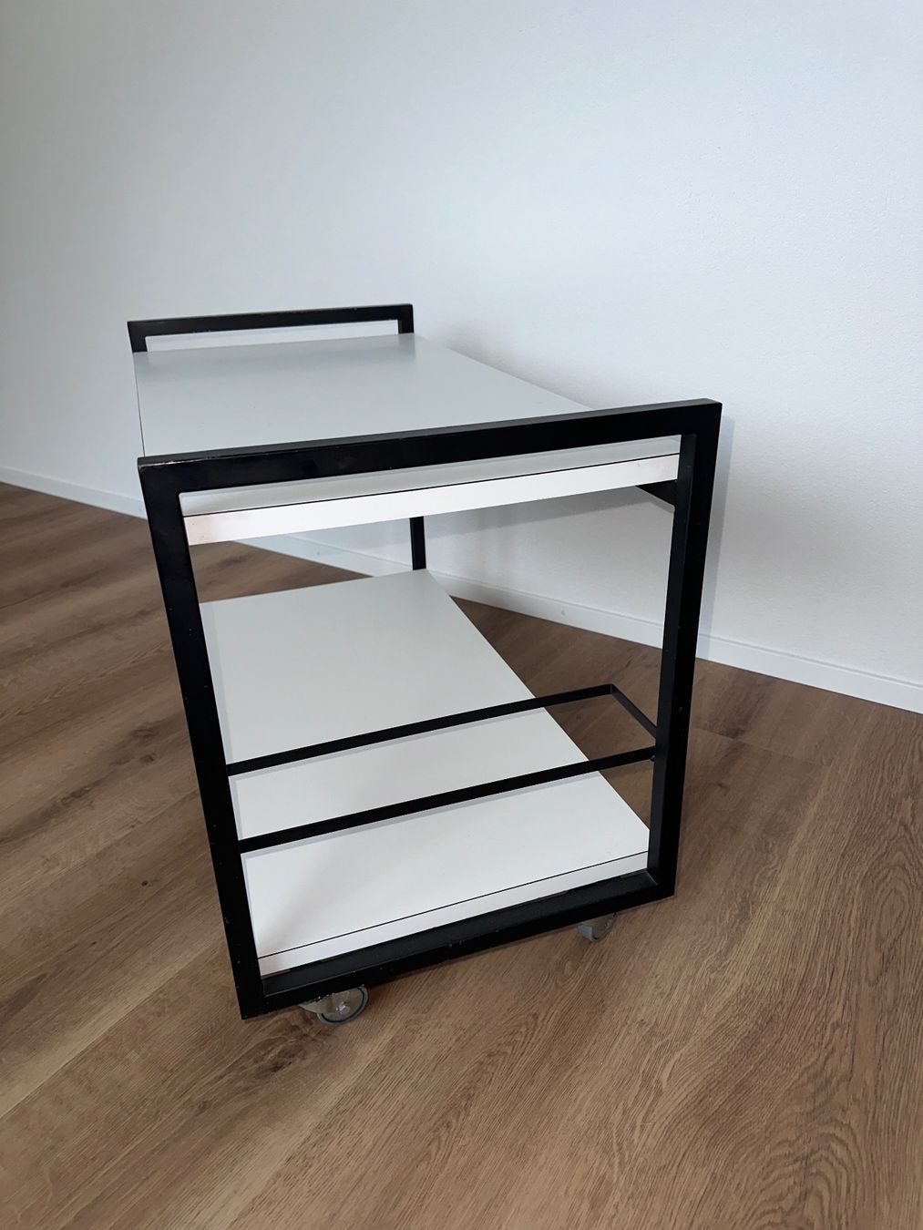 Tavoli: Table d’appoint vintage – Usato da Gampelen venduto da theboywhoworks 3