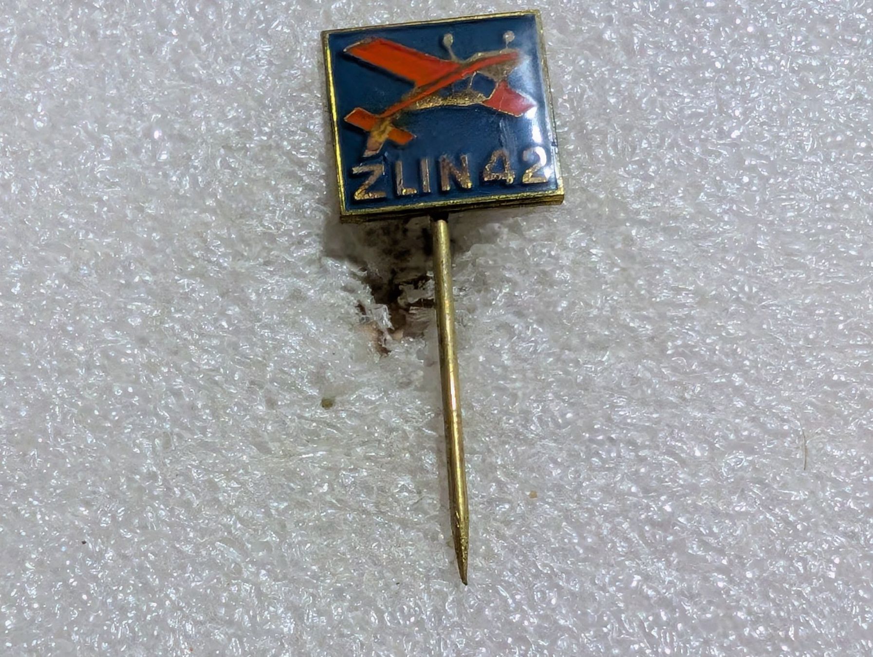 Placchette & Badge: Ansteckpin 39:  – Usato da Oppligen venduto da Pin-Fall-Shop