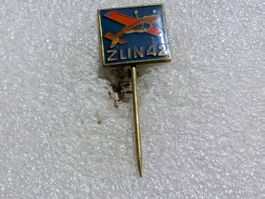 Ansteckpin 39: 