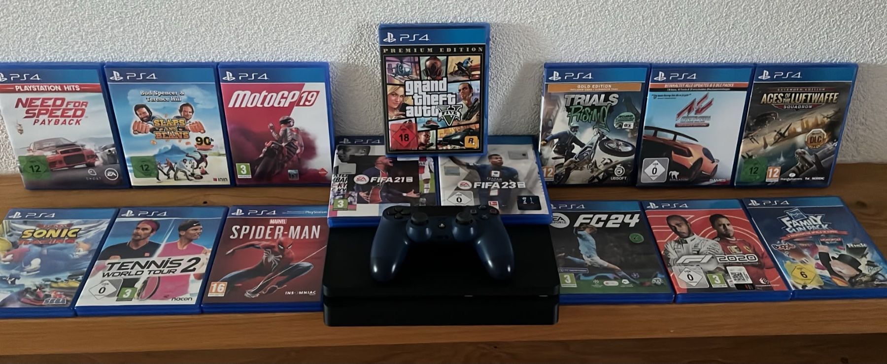 Sony Konsolen: PS4 + 15 spiele + 1 Controller 🎮 – Gebraucht aus Berneck von Diewodaso