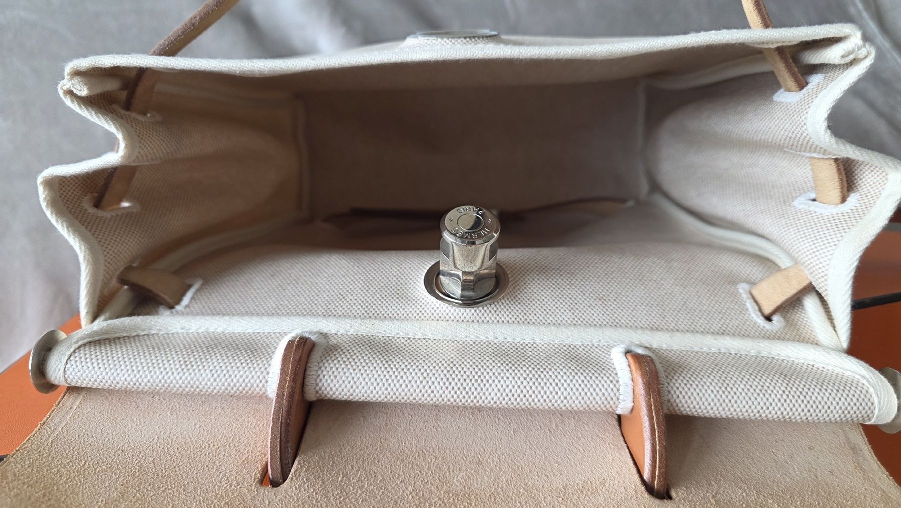 Hermès Sacs à dos: Sac à dos Hermès Herbag – D'occasion à Morges par ShoppingTherapy 3