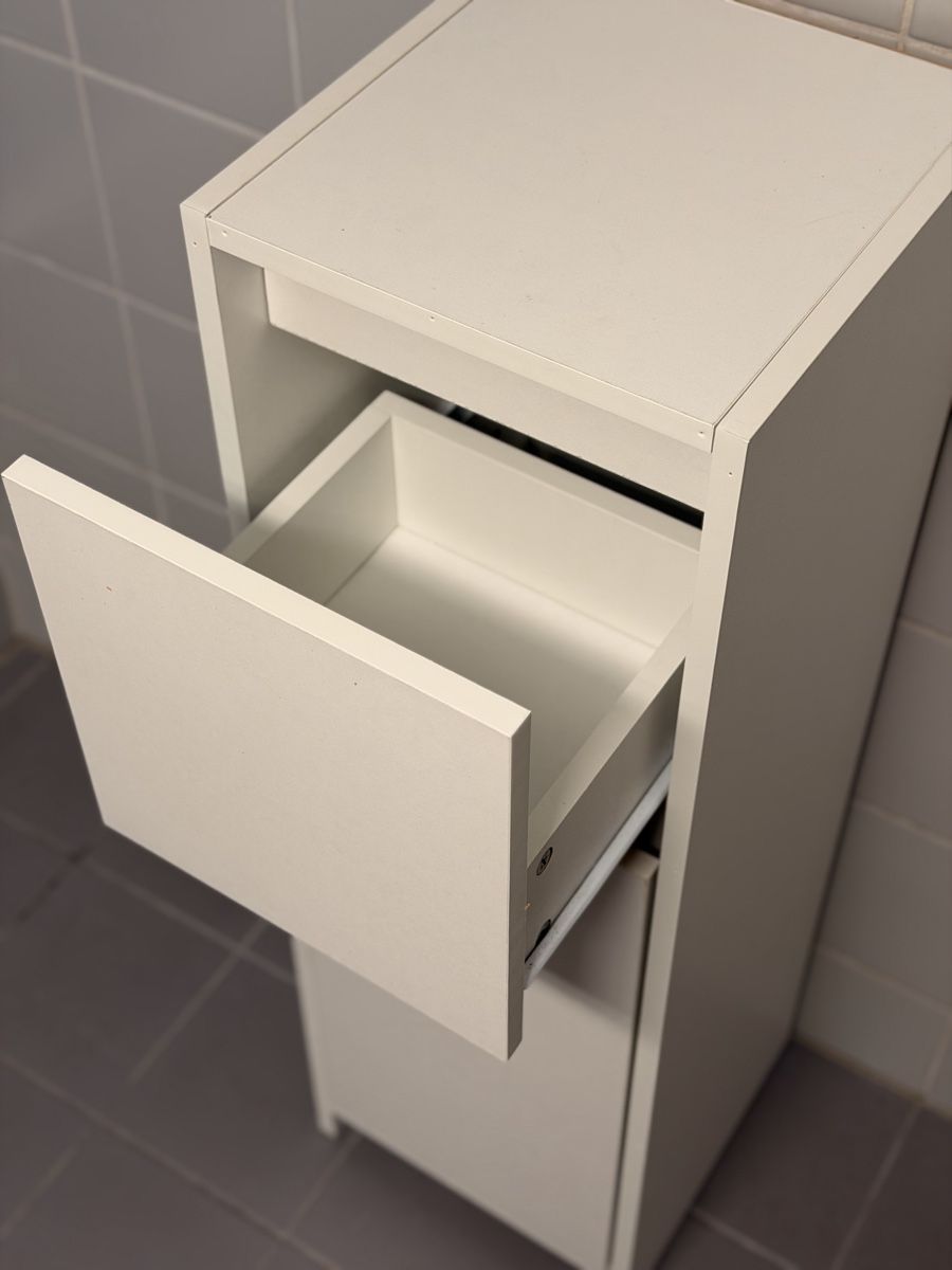 Cassettiere: Badezimmerschrank weiss - 2 Schubladen – Usato da Zürich venduto da Gadgets2020 2