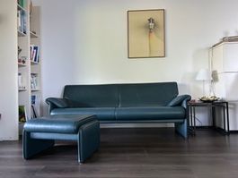 Sofa (3-sitzig) mit Hocker