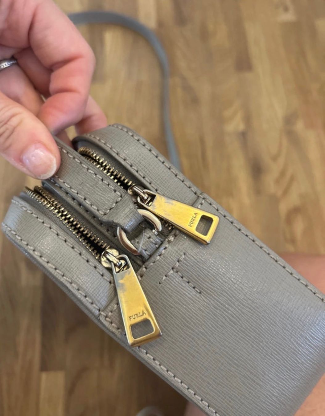 Furla Sacs femmes: Tasche grau furla – D'occasion à Bottmingen par Warta 7