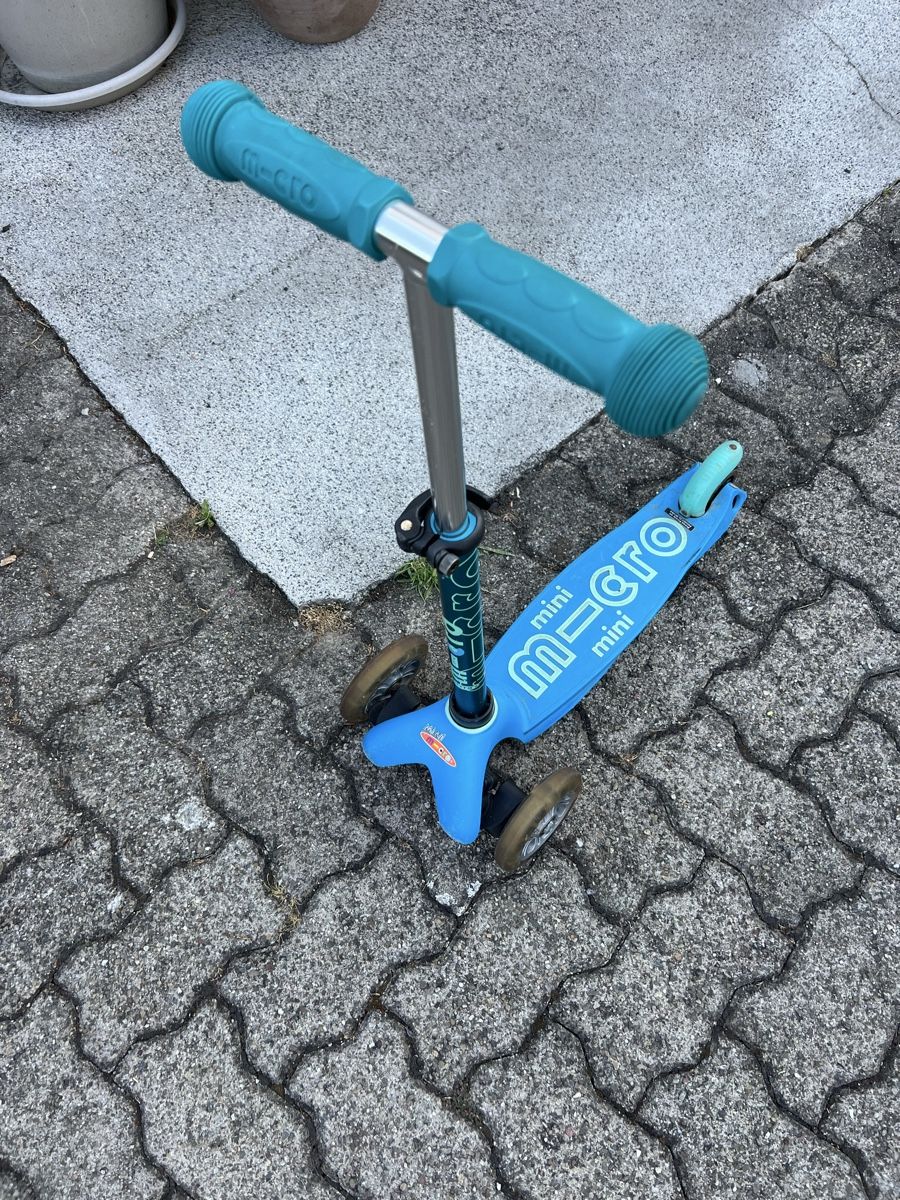 Micro Fahrzeuge für Kinder: Micro Scooter mit mit leuchtenden Rädern – Gebraucht aus Uerikon von Saffagirl 2