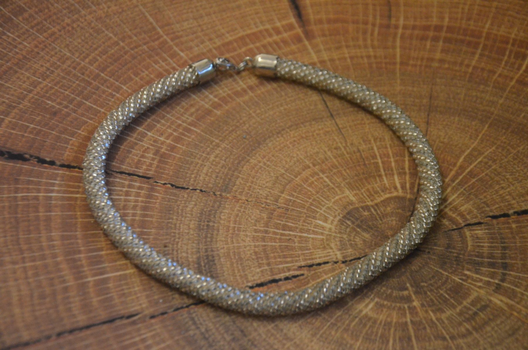 Catenine: COLLIER - HANDARBEIT - NEU – Nuovo (secondo la descrizione) da Chiasso venduto da Dolly015