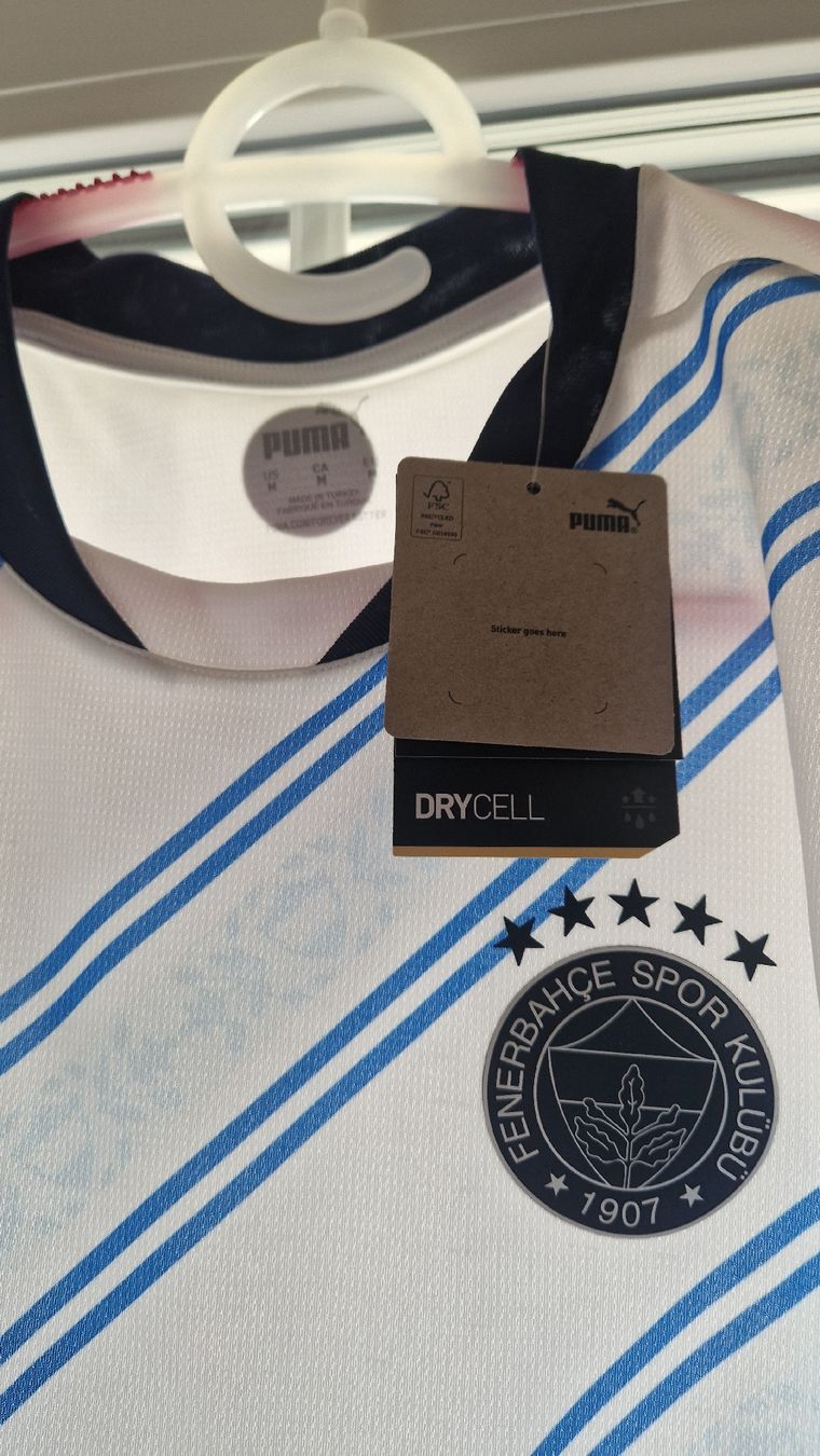 Canottiere & Pantaloni: Fenerbahce Originaltrikot Grösse M / neu – Nuovo e nell'imballaggio originale da Seengen venduto da vanTHEman17 1