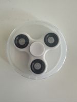 Fidget Spinner White/Black 3 Arms New