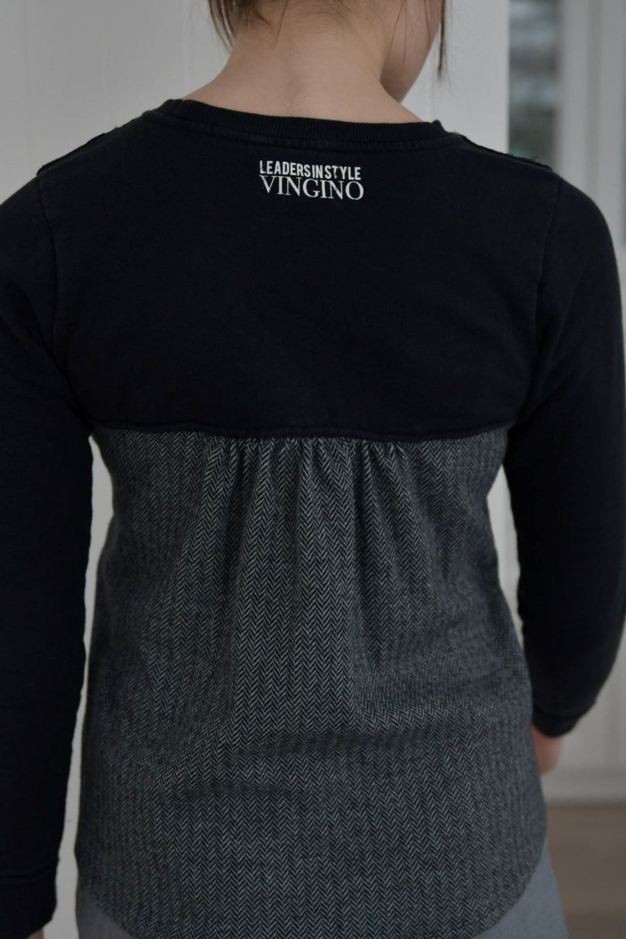 Maglioni & Felpe: wie neu Pullover Sweatshirt Vingino gr. 164 – Usato da Nuglar venduto da Korsika2 2