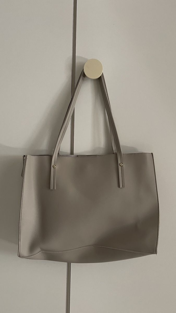 New Look Borse da donna: New Look Tasche Grau Shopper Tote – Usato da Lausen venduto da sim_hgp6 1
