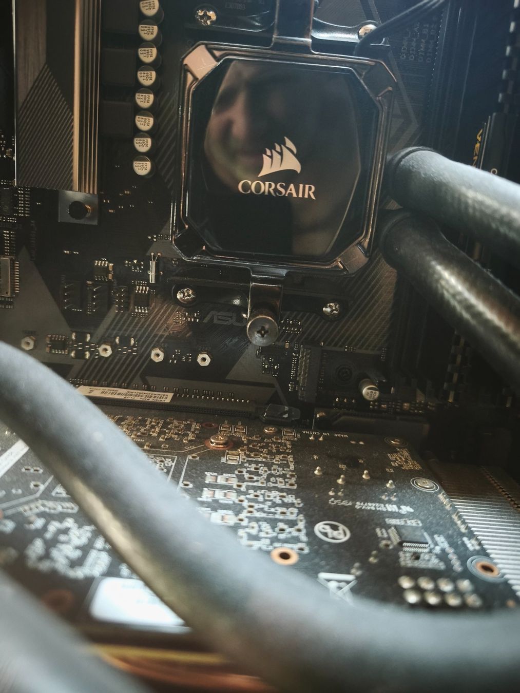 PC: PC gaming MIFCOM TEMPEST Watercooling – Usato da Courroux venduto da petit-chevreuil 2