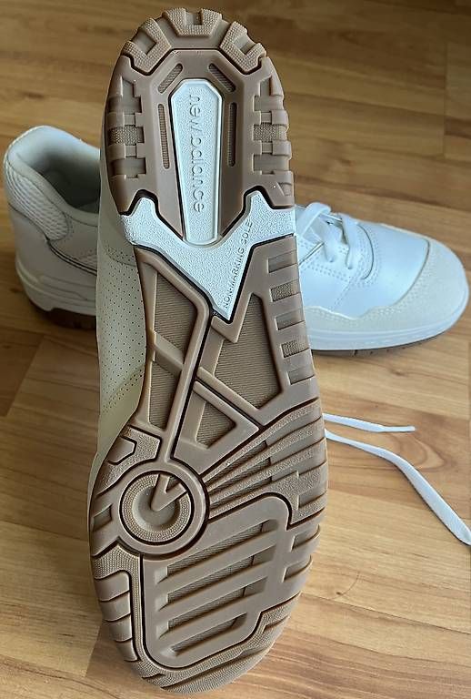 Scarpe da uomo: New Balance 550 – Usato da Pfungen venduto da _vaanessaaf_ 4
