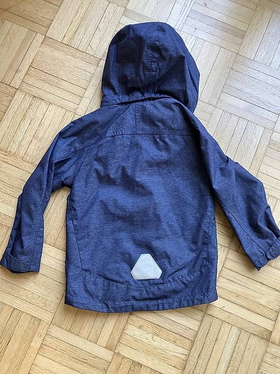 Vestes & Manteaux: Softshelljacke H&M Gr. 110 – D'occasion à Zollikon par CorViv 2