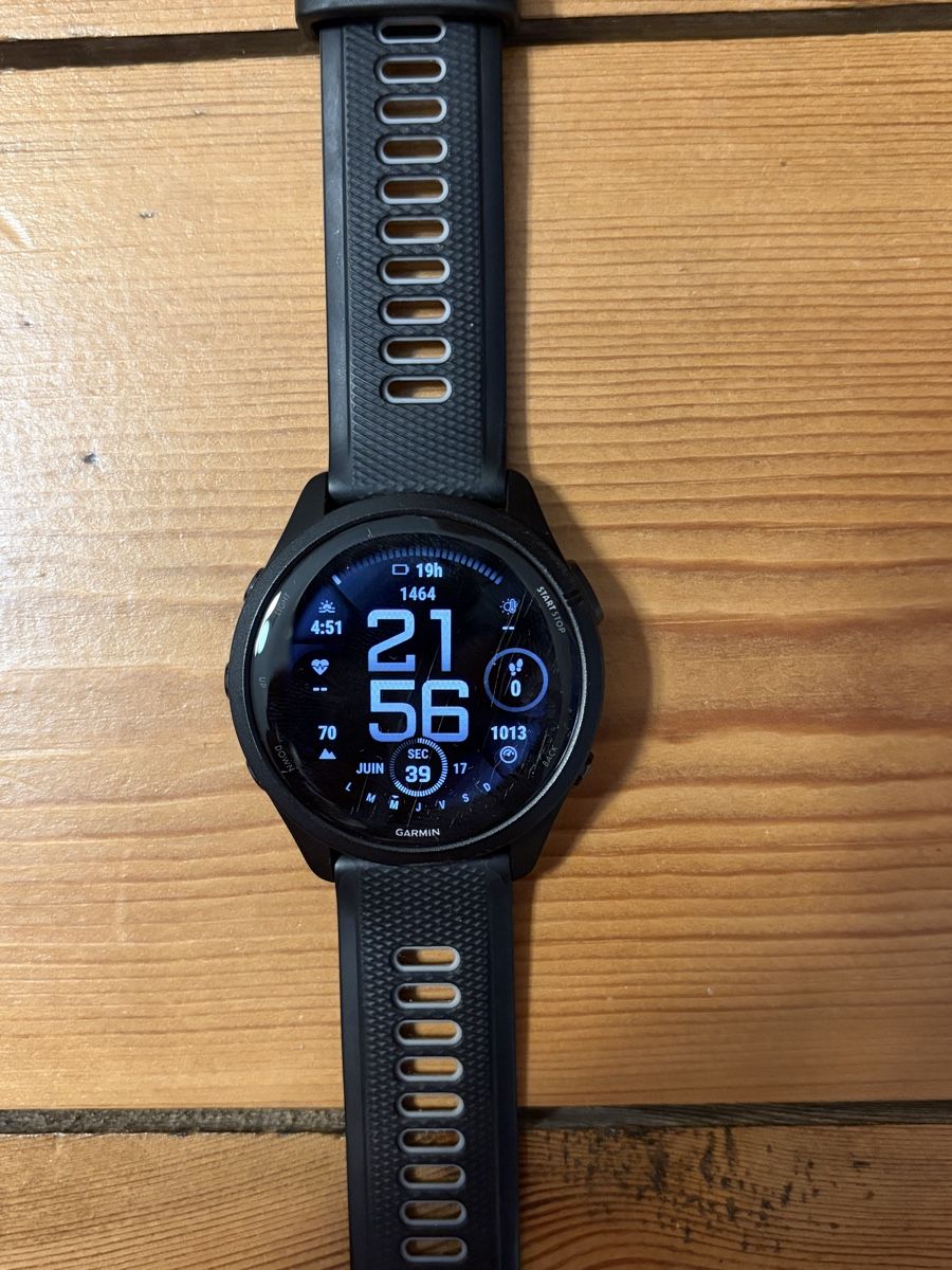 Garmin Smartwatch: Montre connectée Garmin Forerunner 265 – Usato da Bouveret venduto da luc_d2lg 2