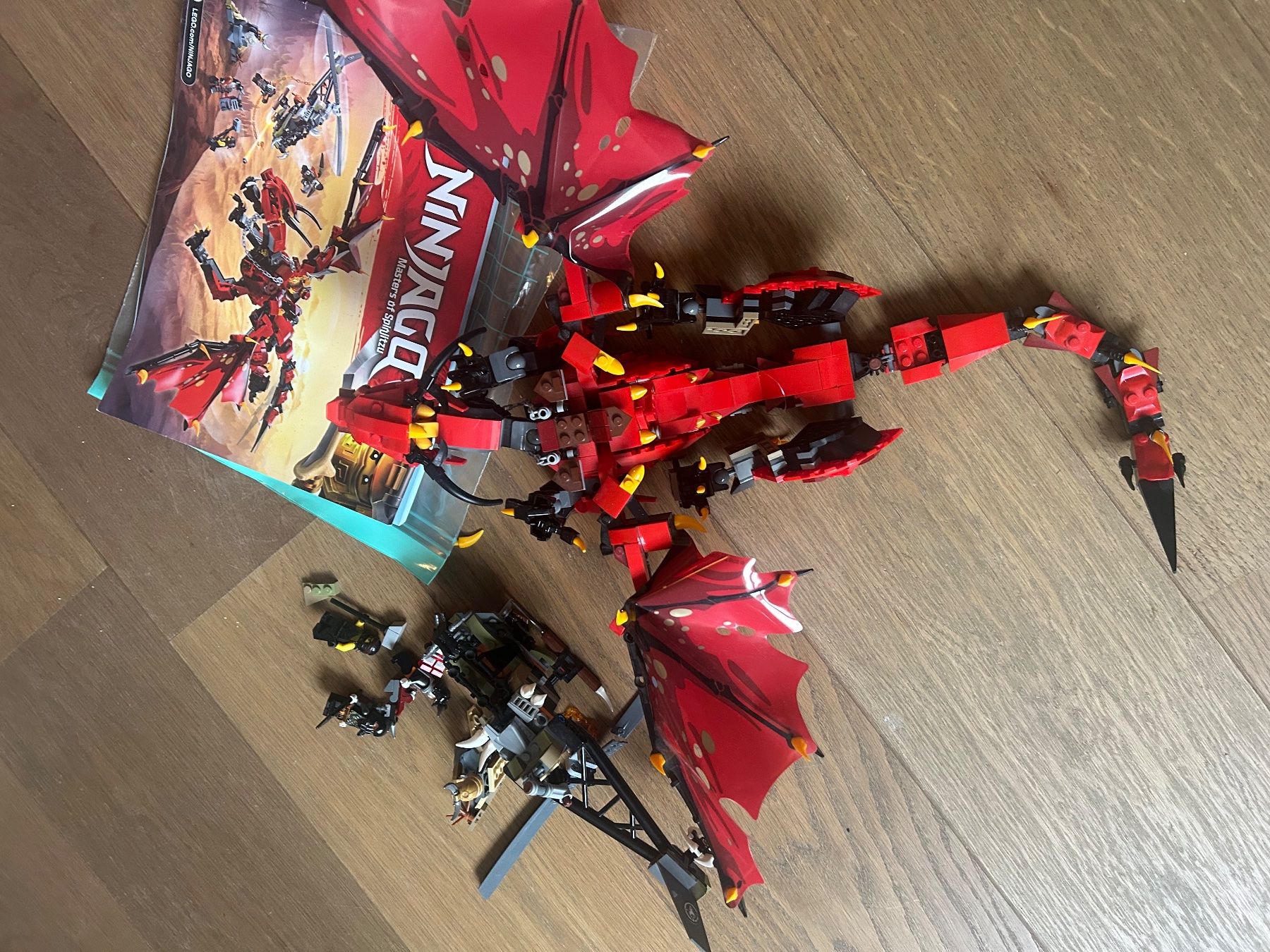 Lego Baukästen: LEGO Mutter der Drachen 70653, Ninjago rot Ninja Top – Gebraucht aus Rorschach von schastje 2