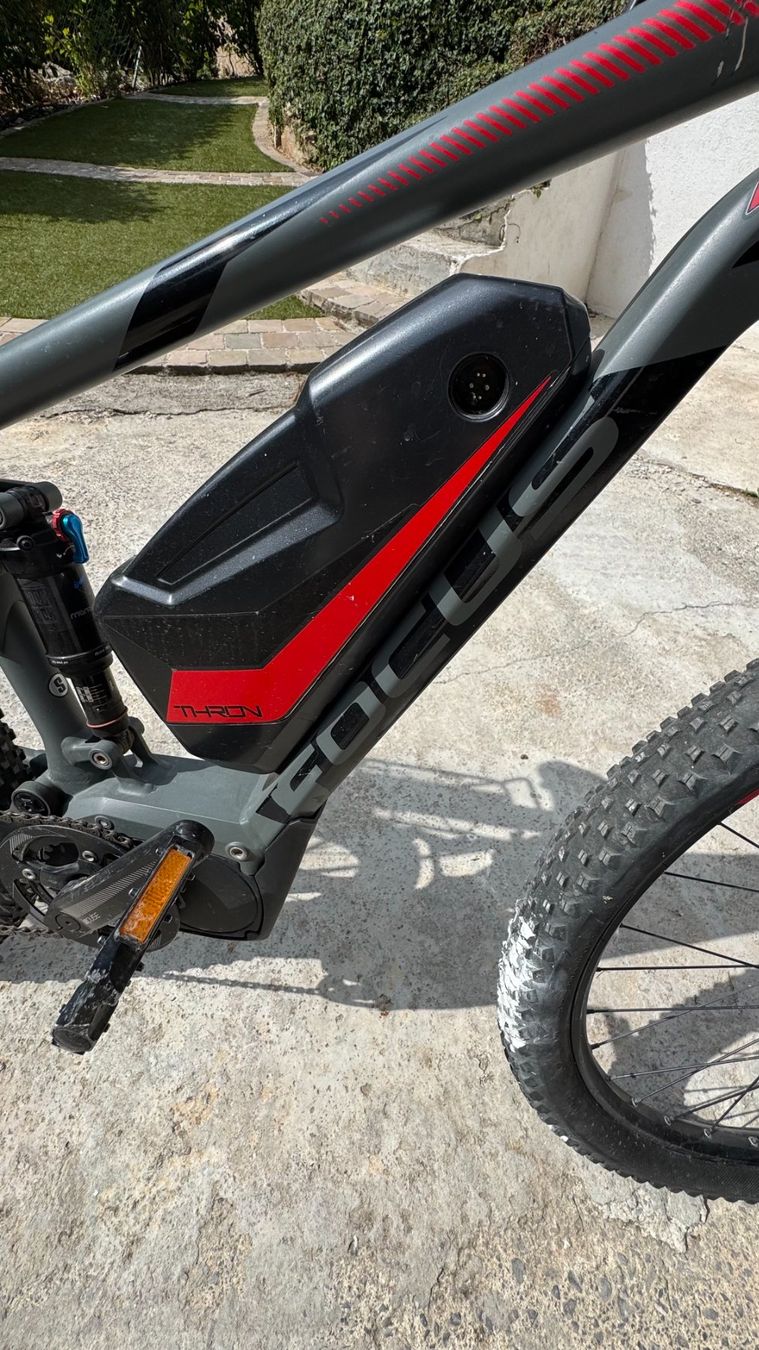 Focus Biciclette: Velo Focus Thron VTT double suspension – Usato da Gampelen venduto da Markbubu 1
