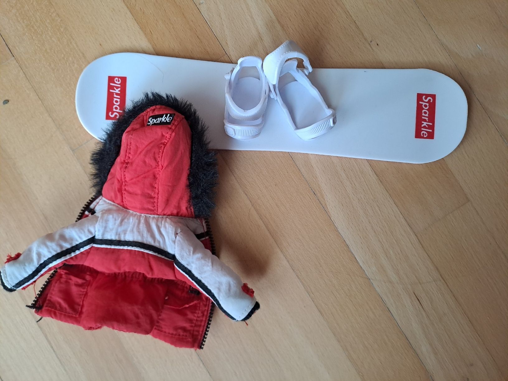 Bambole: Rainbow High Puppe Rot – Usato da Zürich venduto da Mnd 1