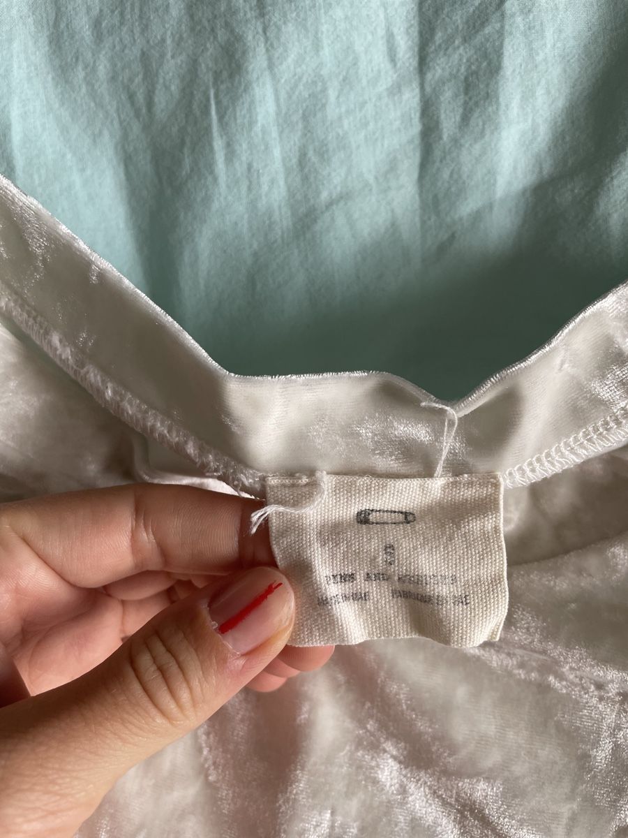 T-shirts: Samt Cropped Tshirt – D'occasion à Kriens par elly24 2