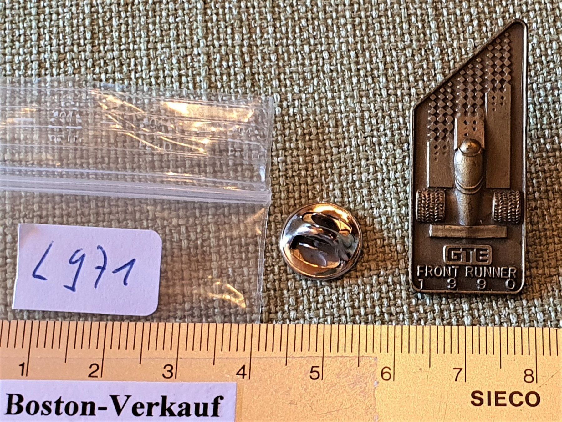Placchette & Badge: L971 - Pin GTE Front Runner 1990 F1 Formel 1 – Usato da Reinach BL venduto da Boston-Verkauf 2