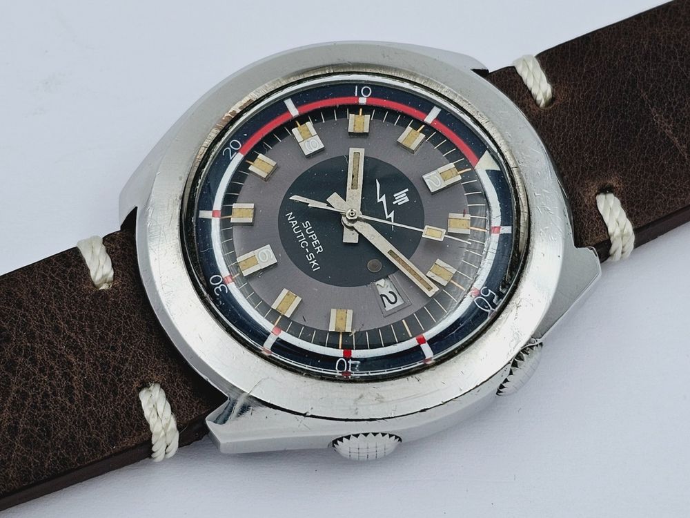 Lip Super Nautic Ski 42mm 1972 - Montre Bracelet Vintage Calibre électromécanique R184