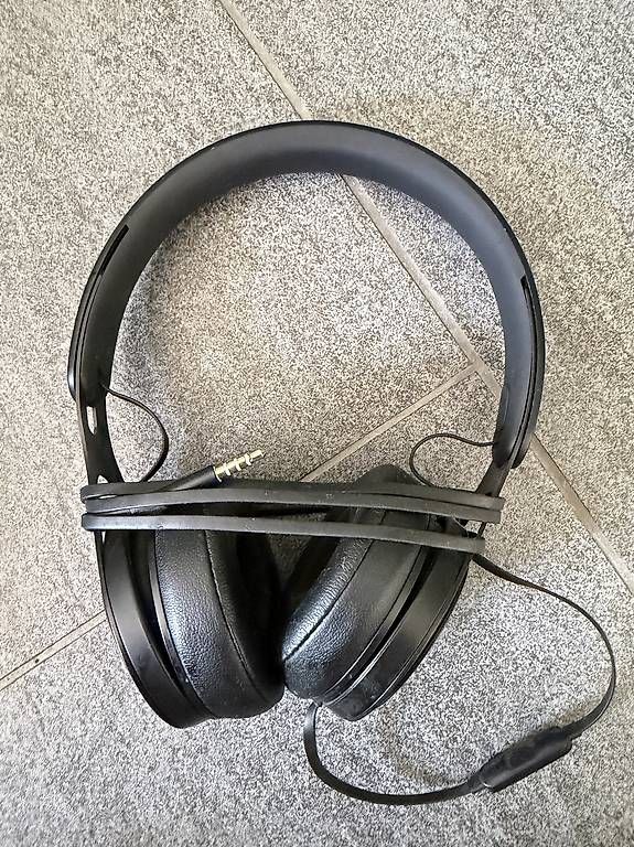Cuffie: Schwarze Beats Kopfhörer  – Usato da Chur venduto da van_6qs7