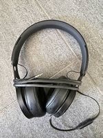 Schwarze Beats Kopfhörer 