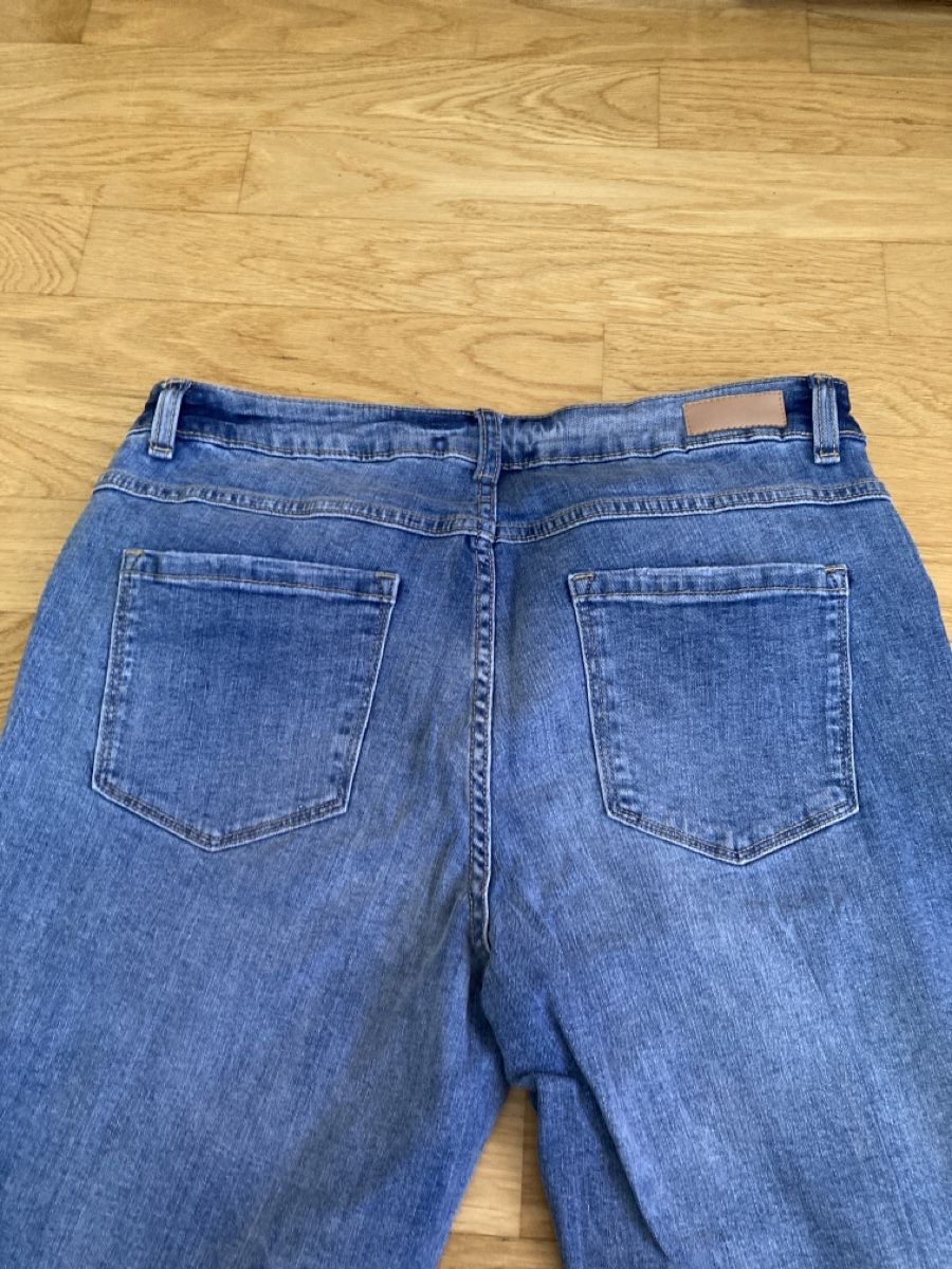 Jeans: Jeans dreiviertel Gr. 44 – Nuovo (secondo la descrizione) da Thun venduto da Vans_98 4