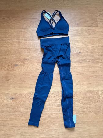 Pantaloncini e regiseno sportivi