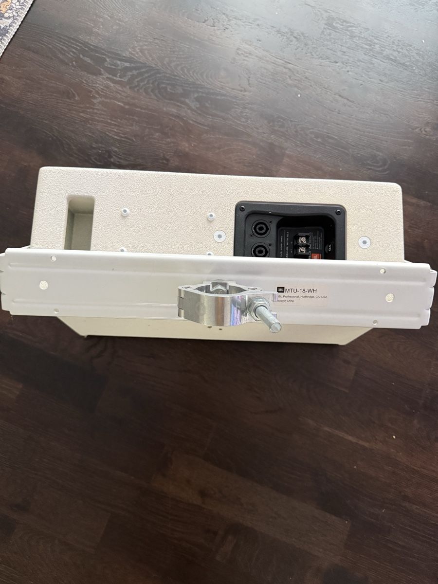 JBL Casse acustiche: JBL AE Series AC 18/95 – Usato da Fehraltorf venduto da Gervas 2