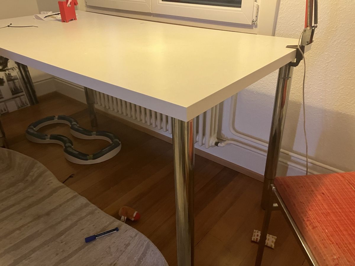 Tavoli: Schreibtisch Weiss – Usato da Basel venduto da sshhaahheedd 2