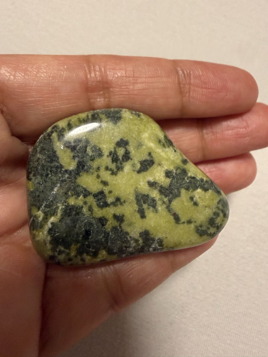 Mineralien & Heilsteine: Jade nefrit – Gebraucht aus Oberhof von RealStone 3