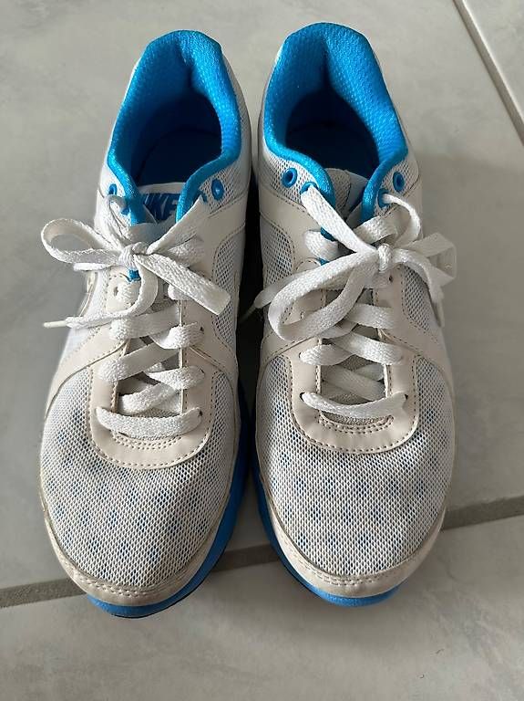 Scarpe da uomo: NikeAir Relentless – Usato da Zürich venduto da Lale_ 2