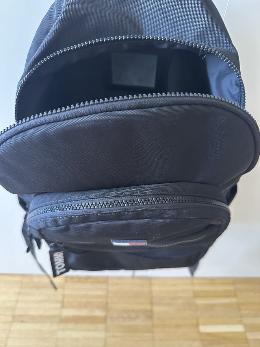 Tommy Hilfiger Borse & Zaini: Tommy Hilfiger Rucksack neuwertig – Nuovo (secondo la descrizione) da Wetzikon ZH venduto da brandshop 2