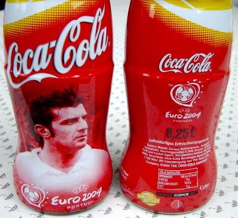 Coca-Cola Sonstiges Geschirr & Gläser: 2 Coca-Cola Flaschen von Euro  2004 – Gebraucht aus Pfäffikon ZH von Colacity 2