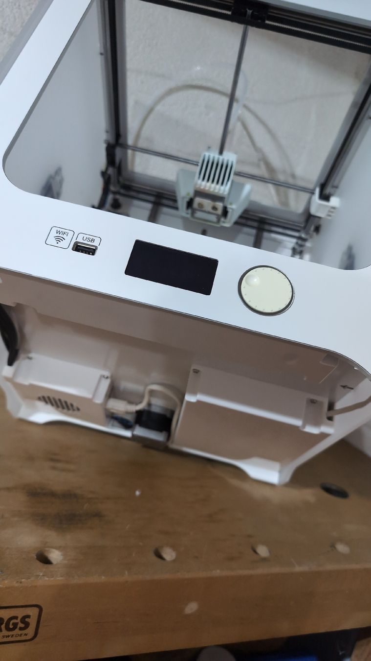 Ultimaker Stampanti 3D: Ultimaker 3 | Bondtech-Upgrade | 4 Print Cores – Usato da Aristau venduto da Illi3 5