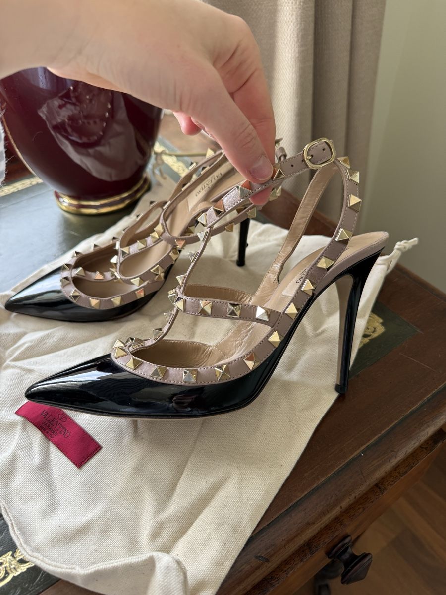 Valentino Scarpe da donna: Valentino Rockstud Pumps Lackleder, Grösse 39 – Usato da Triesenberg venduto da Laubella 5