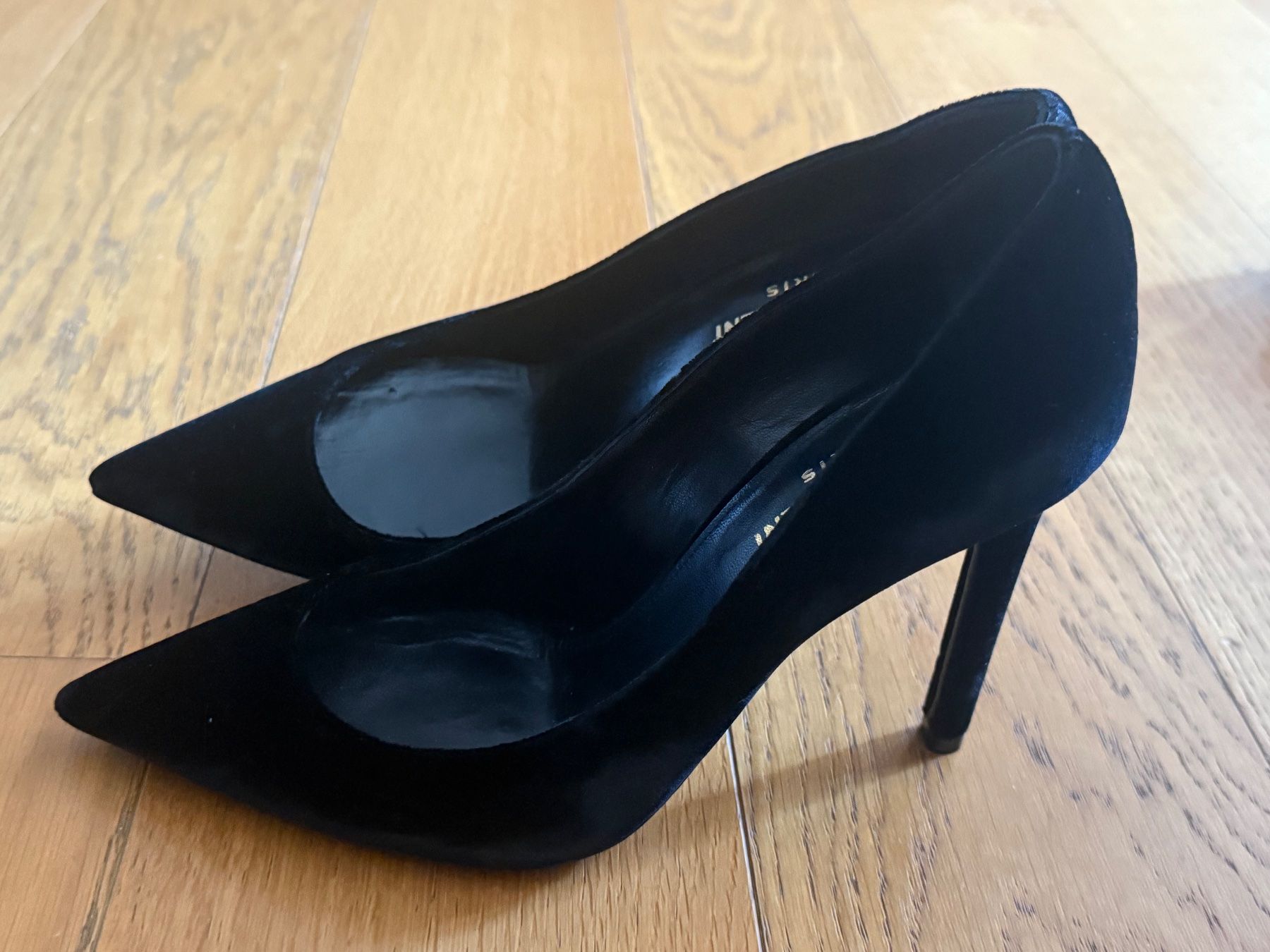 Saint Laurent Damenschuhe: YSL Suede pumps size 38 – Gebraucht aus Zürich von ste_8889 1