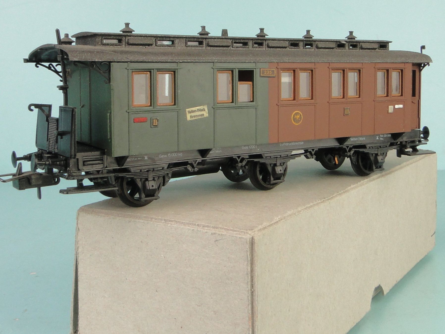 Trix Modellini di ferrovie: TRIX Oldtimer Personenwagen, Innebeleuchtung – Usato da Bülach venduto da cann11 2