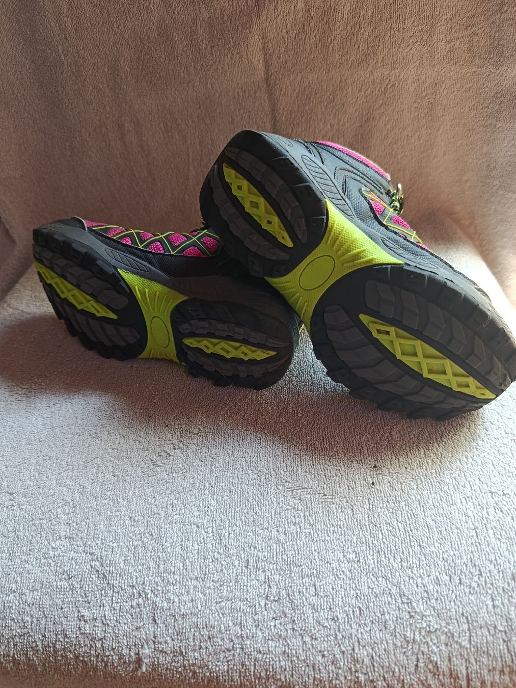 Everest Chaussures garçon: Wanderschuhe Kids – D'occasion à Aarwangen par GiLANi 2