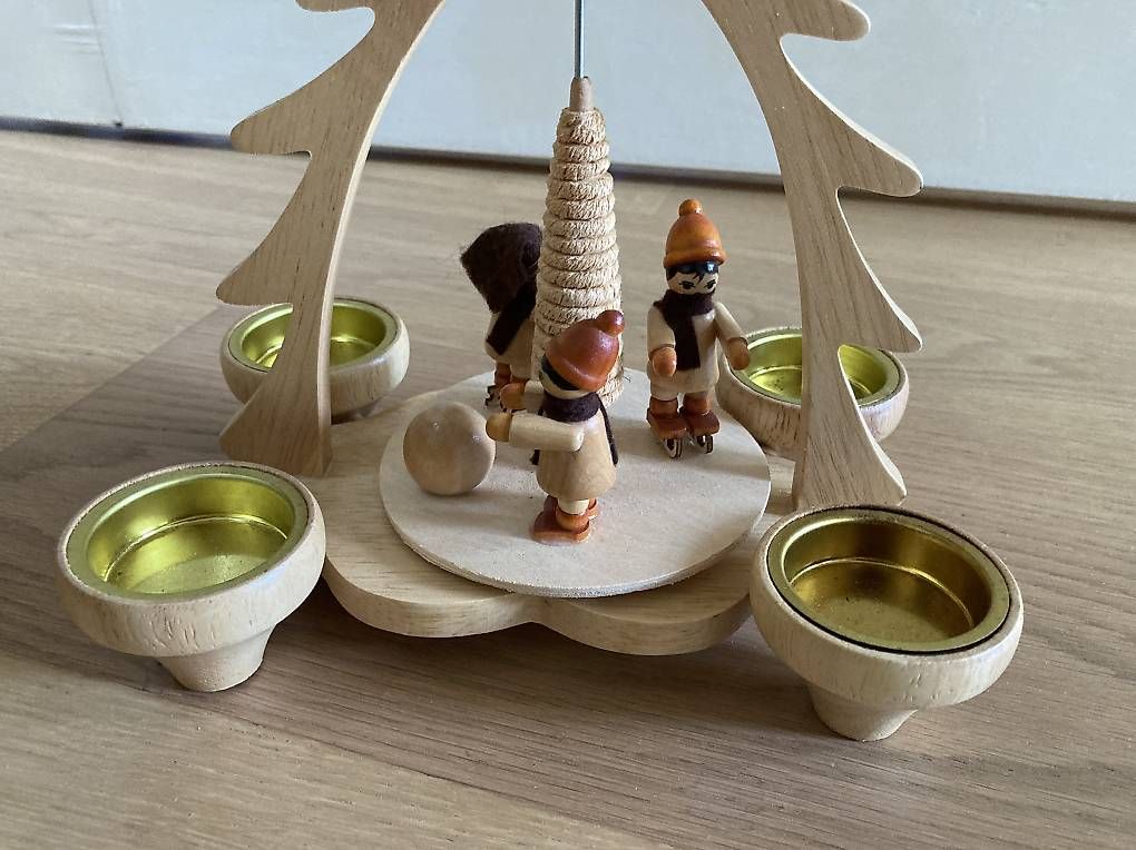 Tutte le decorazioni: Weihnachtspyramide – Usato da Bolligen venduto da abara1 2