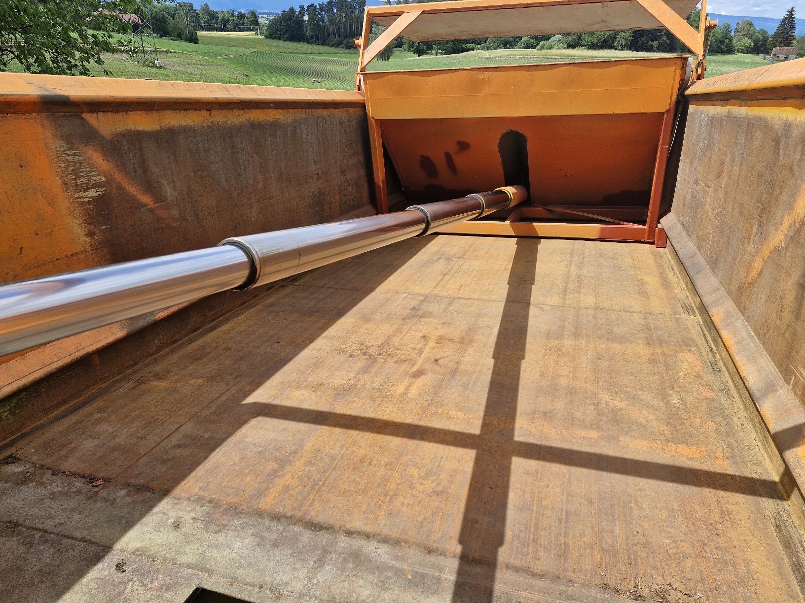 Contenitori edile: Abrollmulde Abschiebemulde Mulde Hakengerät Abrollcontainer – Usato da Wünnewil venduto da s_s_bgq2 2