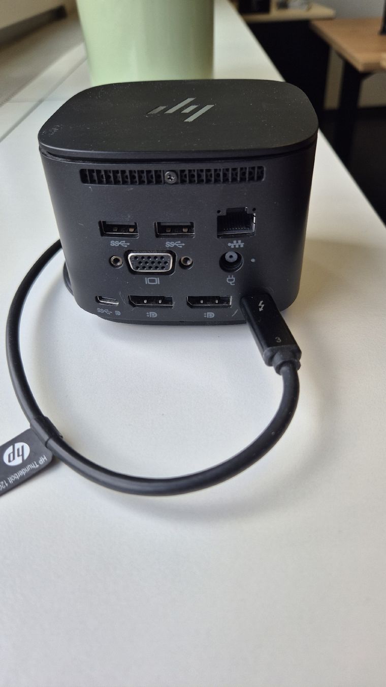 Hewlett Packard Docking station: HP Dockingstation G2, inkl. Netzteil – Usato da Kleinandelfingen venduto da pas_7mbj 1